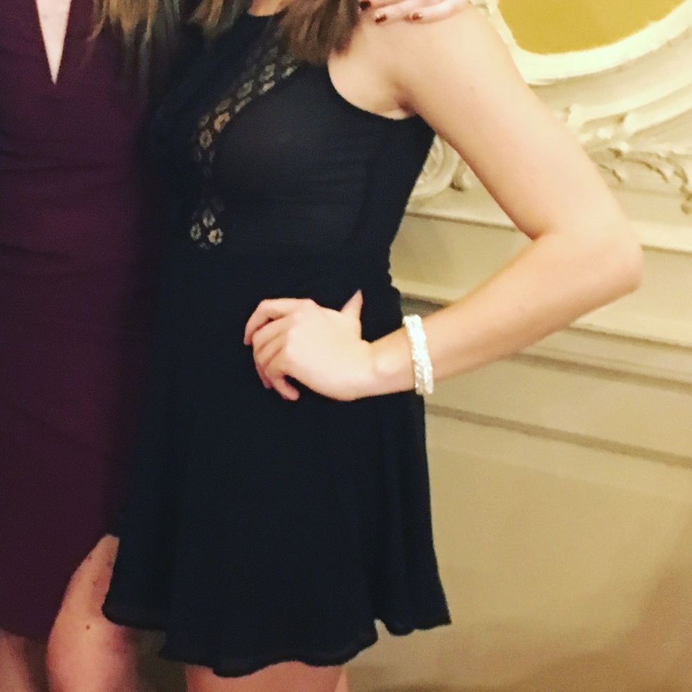 Short Forever 21 Little Black Dress!